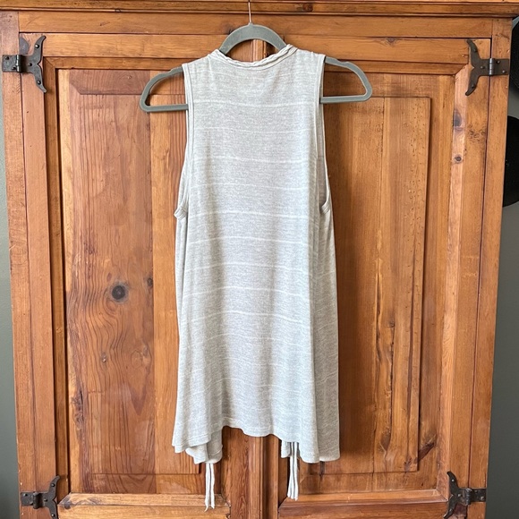 Threads Gray Linen Blend Braided Open Front Sleeveless Cardigan Size Small - Picture 2 of 9